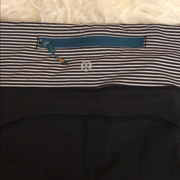 Lululemon leggings - Picture 2 of 4
